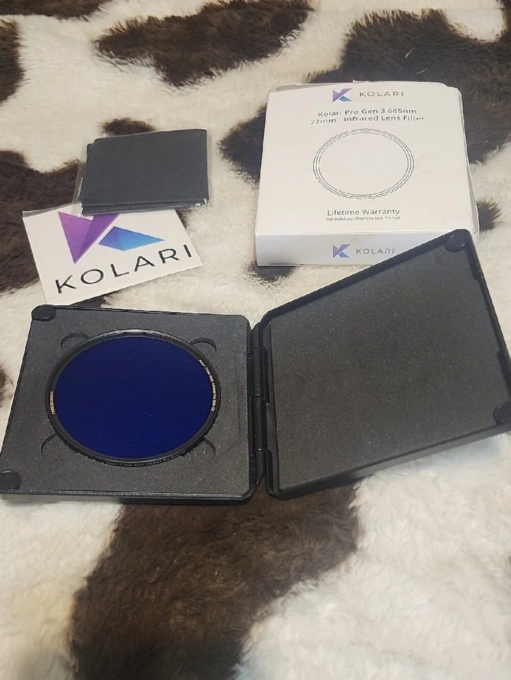 665 nm Infrared Lens Filter - 77mm Black